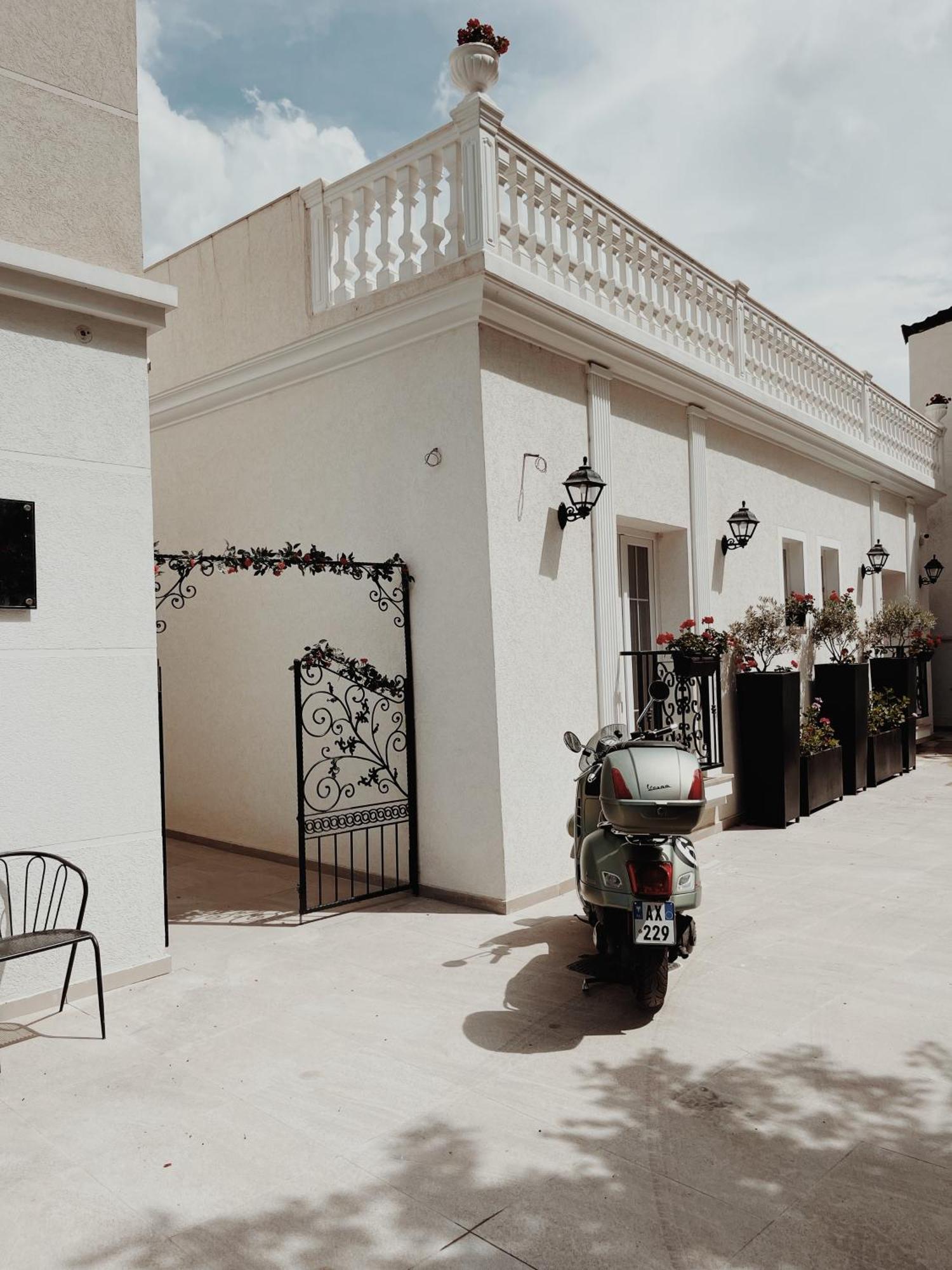 Ruby Palace Vlorë Eksteriør bilde