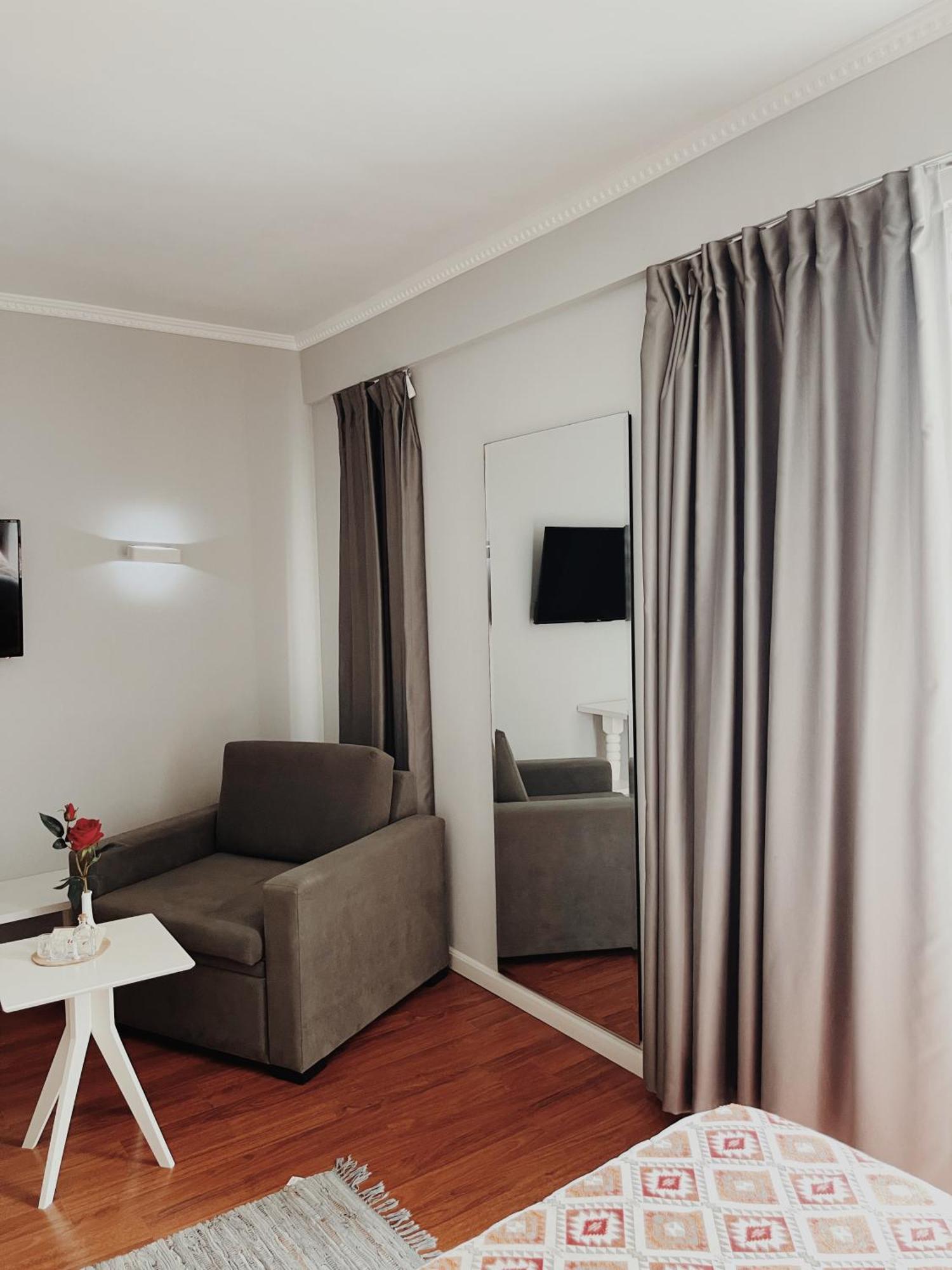 Ruby Palace Vlorë Eksteriør bilde